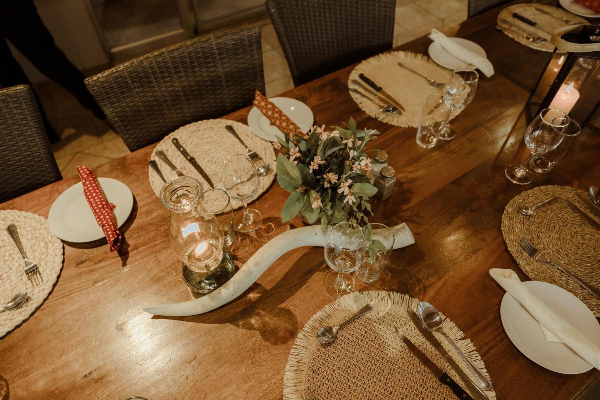 Out Of Africa Town Lodge オチワロンゴ エクステリア 写真