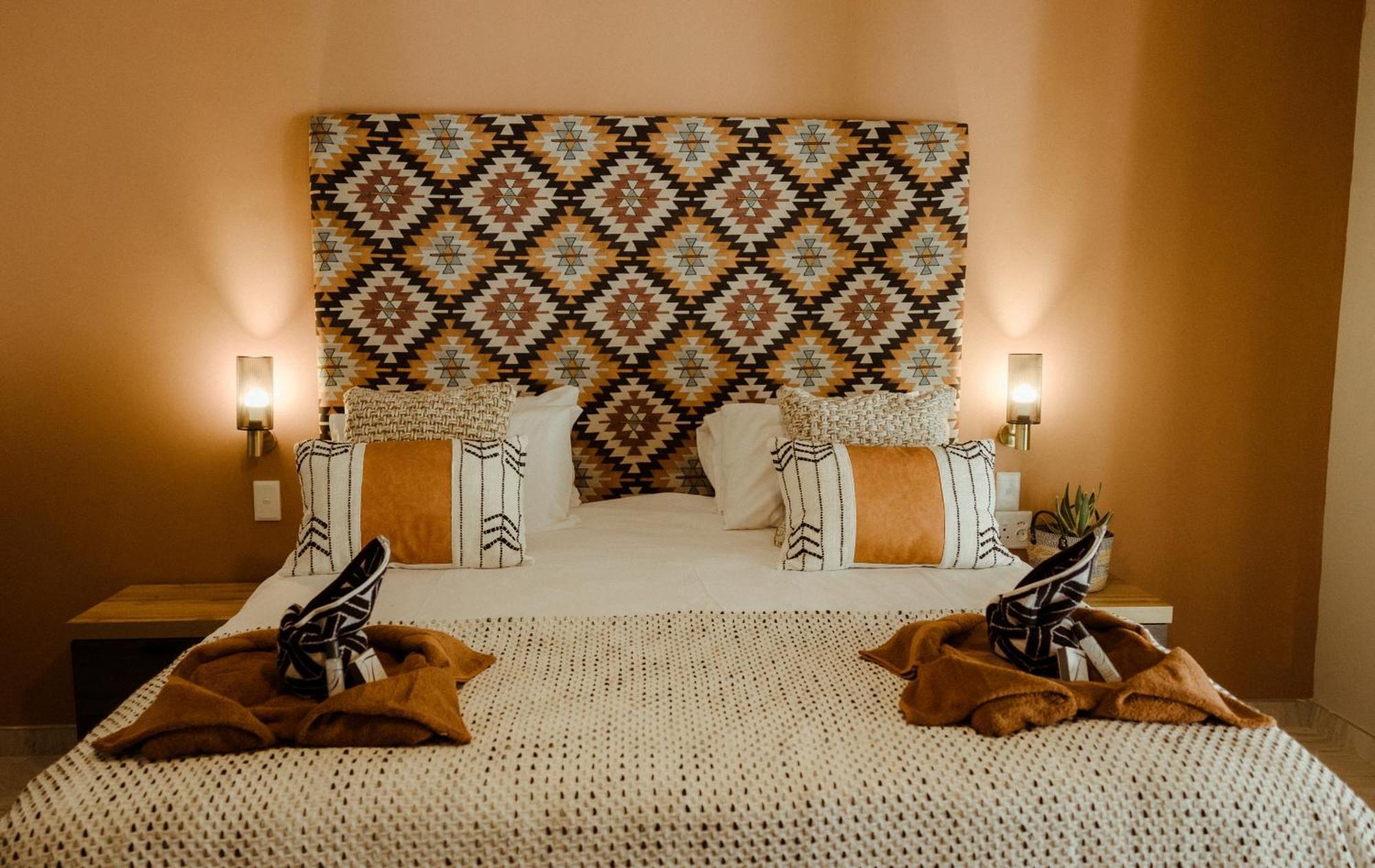 Out Of Africa Town Lodge オチワロンゴ エクステリア 写真